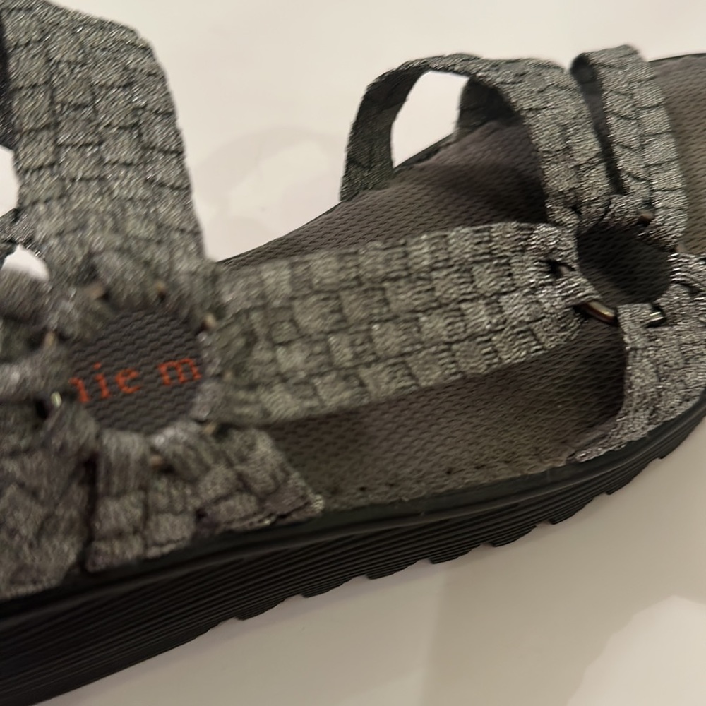 Bernie Mev size 37 sandals. - Picture 7 of 7